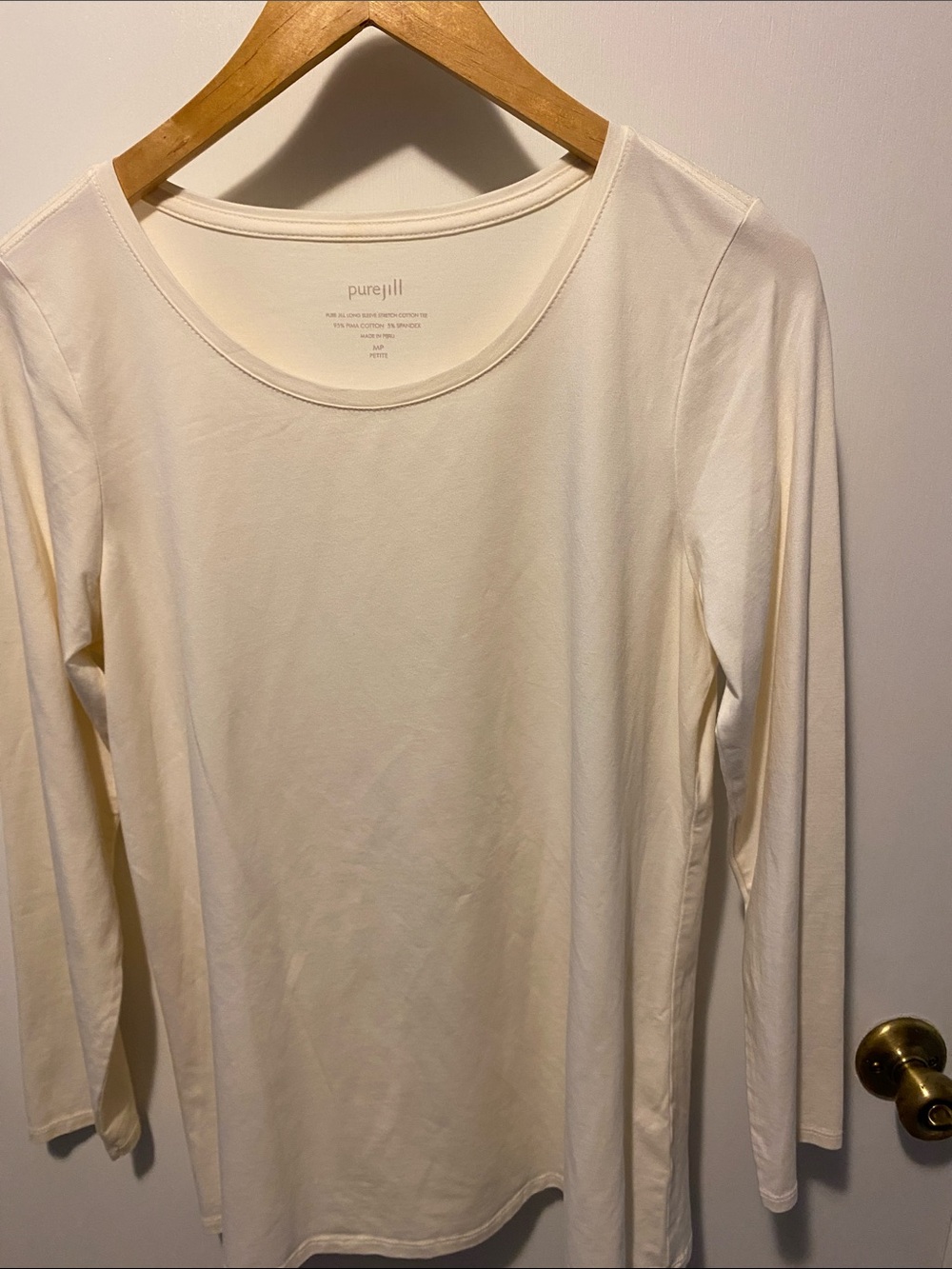 Pure Jill Long-Sleeve Scoop Neck Top in Cream